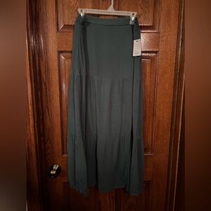 Nine West Large Teal Long Skirt